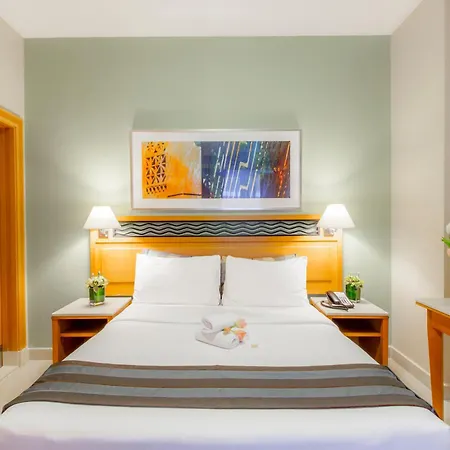 Golden Sands Hotel Apartments-2
